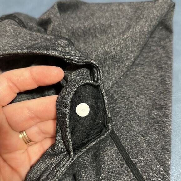 Lululemon Leggings Womens 6 Gray Belt it Out Stretch Midrise Casual Athleisure - Picture 9 of 10